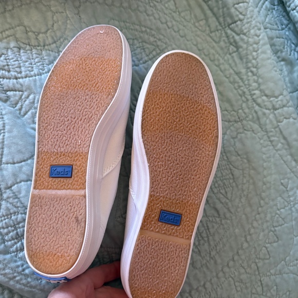 Keds Champions white canvas size 7 - Picture 2 of 3